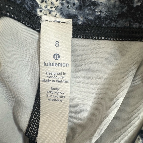 Lululemon Wunder Under Hi-Rise Tight 29” Spring Bloom Multi 
size 8 - Picture 4 of 5